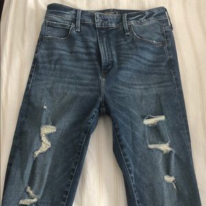Abercrombie & Fitch High-Waisted Super Skinny Jean